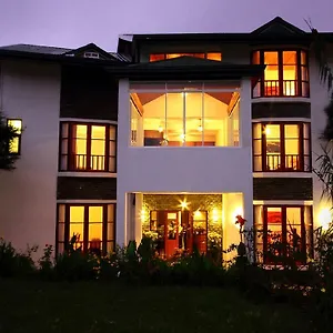 https://glenfall-reach-hotel.kandyhotelsnow.com